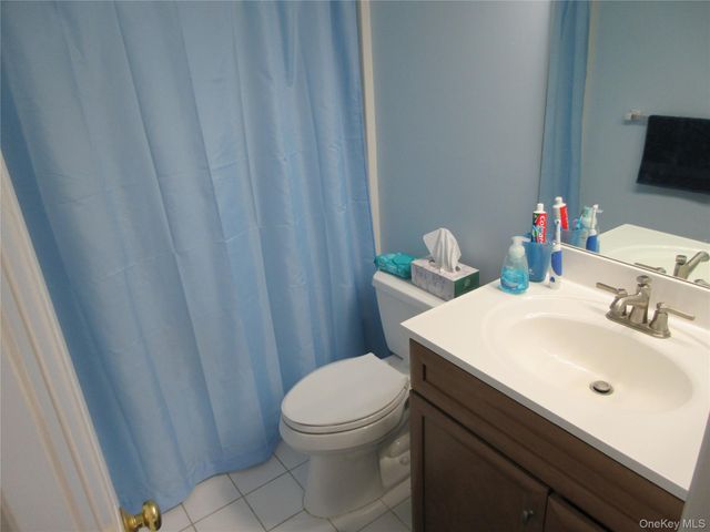 3 Skyline Terrace, Nanuet, NY 10954