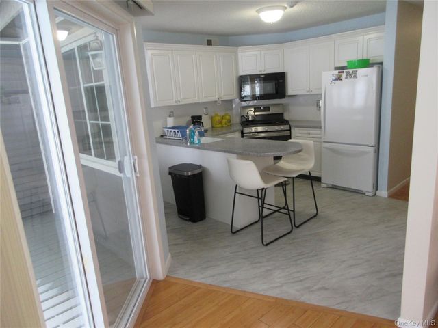 3 Skyline Terrace, Nanuet, NY 10954