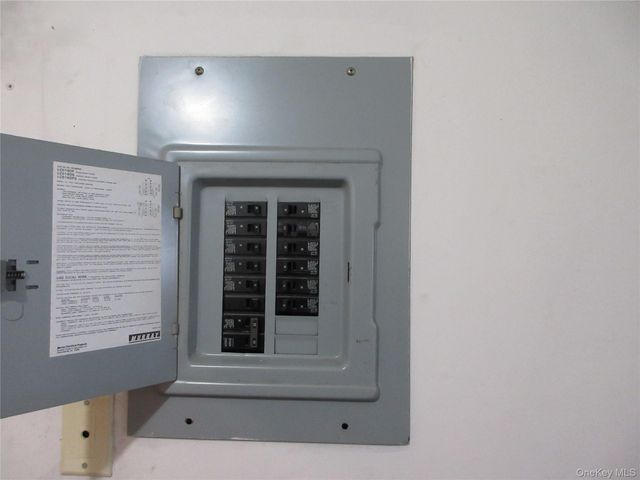 3 Skyline Terrace, Nanuet, NY 10954