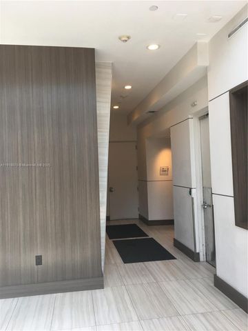 200 Ocean Dr 3C, Miami Beach, FL 33139