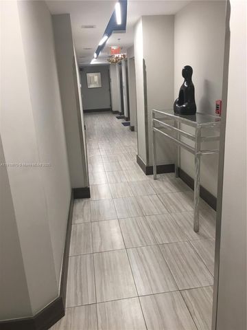 200 Ocean Dr 3C, Miami Beach, FL 33139