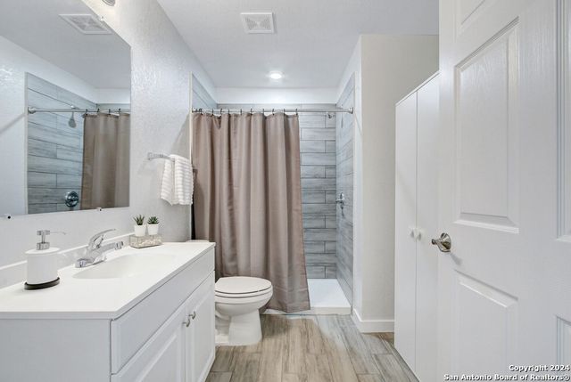 6423 Melissa Ann Unit 1202, San Antonio, TX 78249