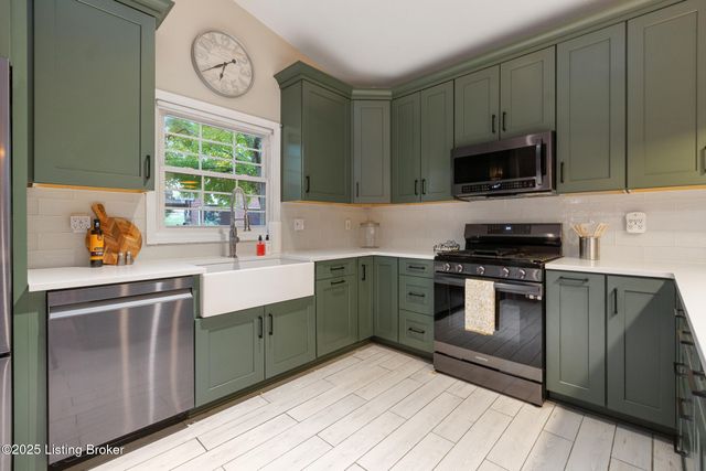 12713 Churchill Pkwy, Goshen, KY 40026