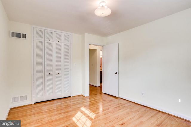 5916 KIRBY RD, Bethesda, MD 20817