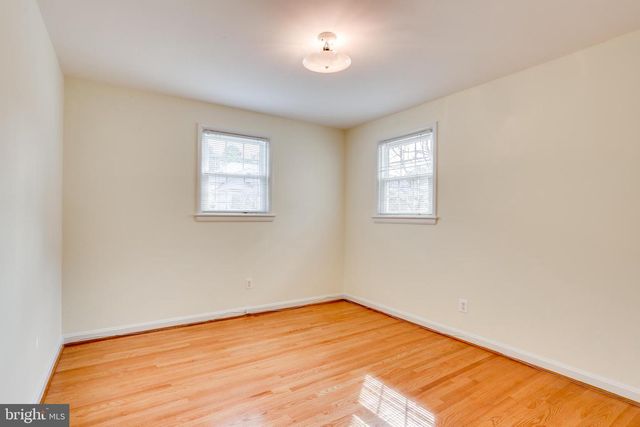 5916 KIRBY RD, Bethesda, MD 20817