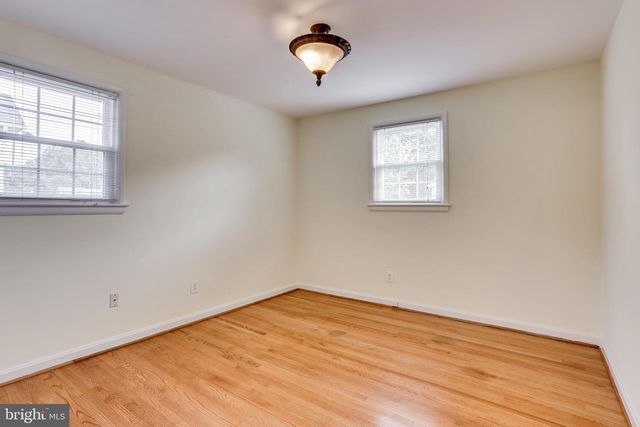 5916 KIRBY RD, Bethesda, MD 20817