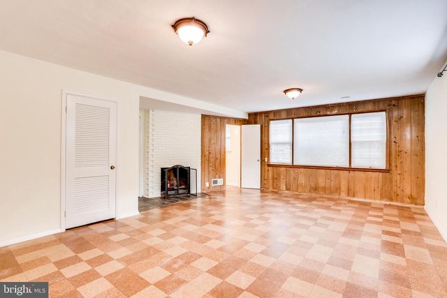 5916 KIRBY RD, Bethesda, MD 20817