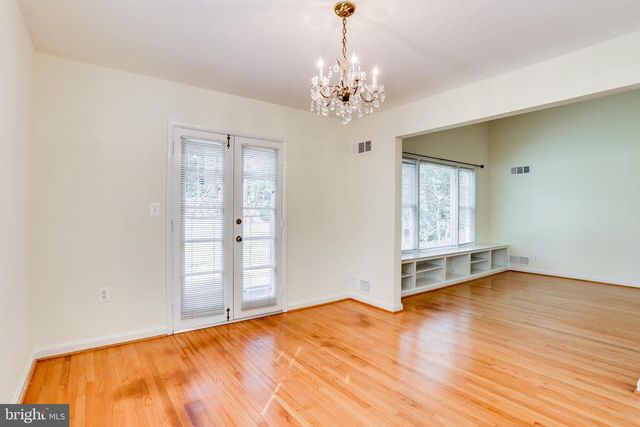 5916 KIRBY RD, Bethesda, MD 20817