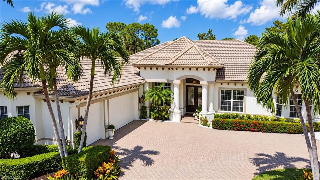 7491 Treeline DR, NAPLES, FL 34119 — photo 2