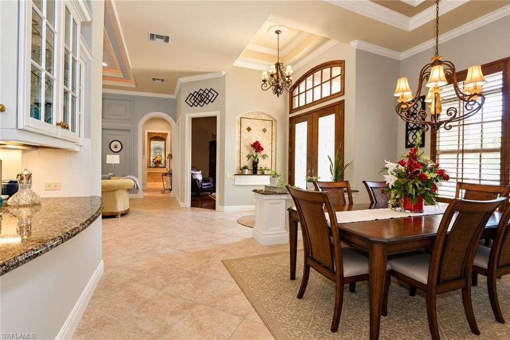 7491 Treeline DR, NAPLES, FL 34119 — photo 5