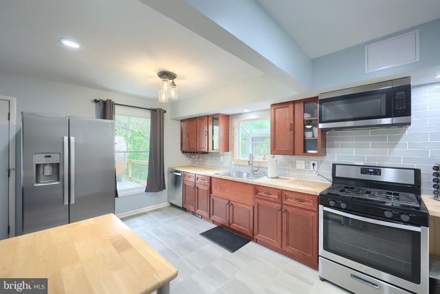 234 HILLTOP RD, Delta, PA 17314