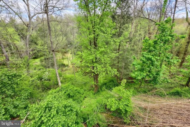234 HILLTOP RD, Delta, PA 17314