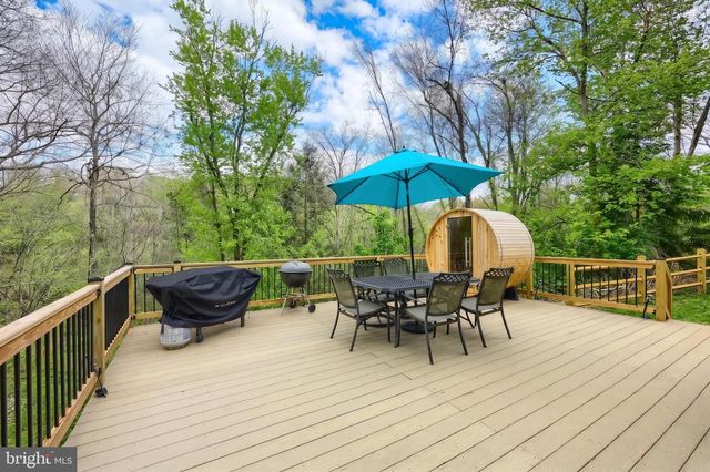 234 HILLTOP RD, Delta, PA 17314