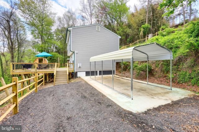 234 HILLTOP RD, Delta, PA 17314