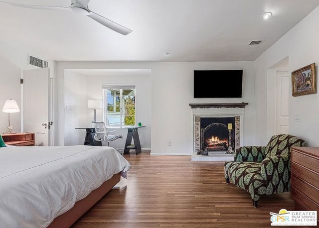 1184 Camino Mirasol, Palm Springs, CA 92262