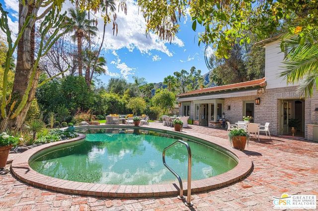 1184 Camino Mirasol, Palm Springs, CA 92262