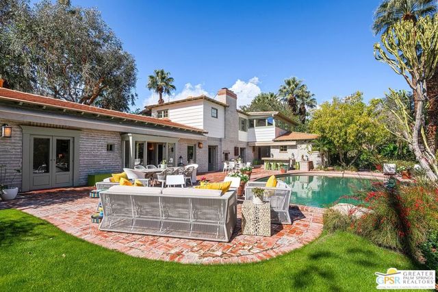 1184 Camino Mirasol, Palm Springs, CA 92262