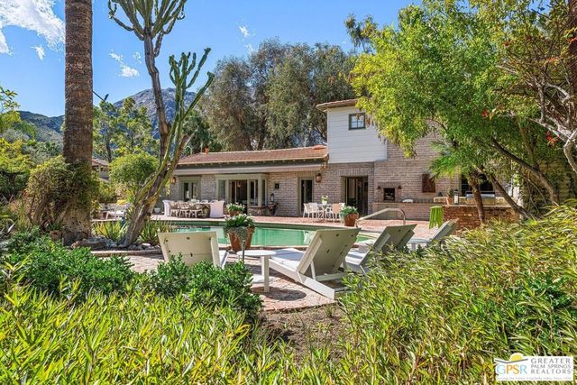 1184 Camino Mirasol, Palm Springs, CA 92262