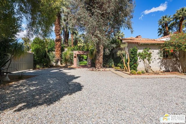 1184 Camino Mirasol, Palm Springs, CA 92262