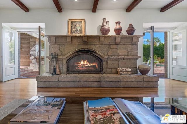 1184 Camino Mirasol, Palm Springs, CA 92262