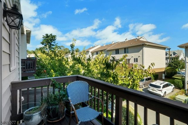 16 Westervelt Pl, Passaic City, NJ 07055