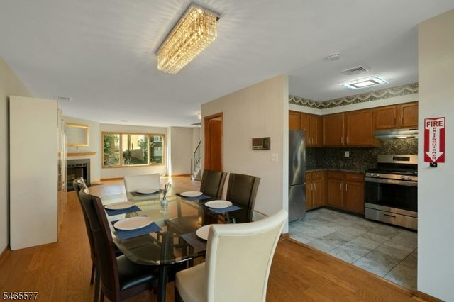 16 Westervelt Pl, Passaic City, NJ 07055