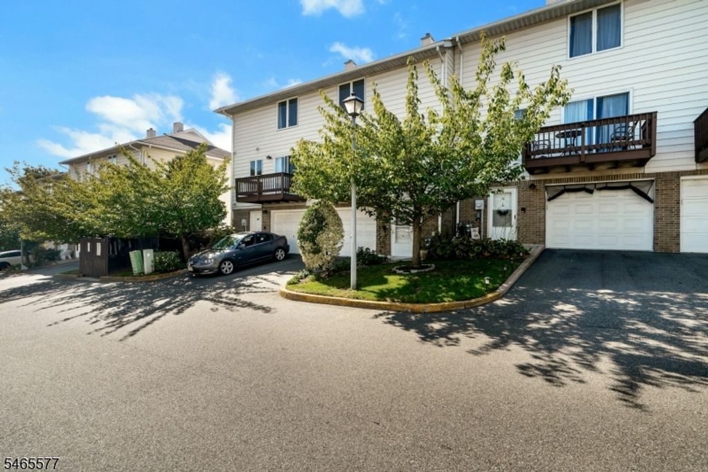 16 Westervelt Pl, Passaic City, NJ 07055 — photo 3