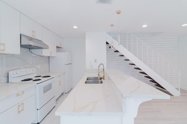 2024 S BENITA Dr, Rancho Cordova, CA 95670