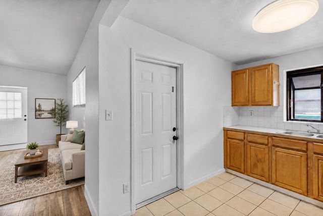 4303 ANDERSON ROAD, Orlando, FL 32812