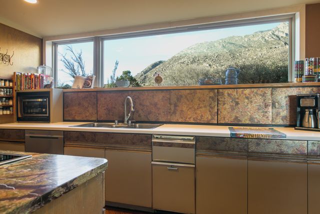 51 Rock Ridge Drive NE, Albuquerque, NM 87122