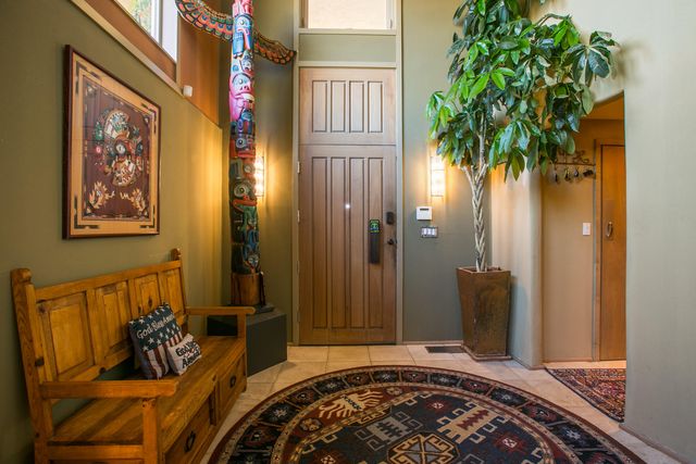 51 Rock Ridge Drive NE, Albuquerque, NM 87122