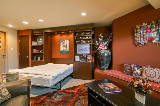 51 Rock Ridge Drive NE, Albuquerque, NM 87122