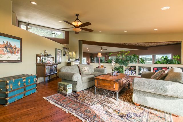 51 Rock Ridge Drive NE, Albuquerque, NM 87122