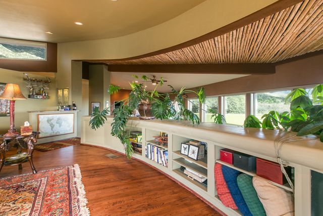 51 Rock Ridge Drive NE, Albuquerque, NM 87122