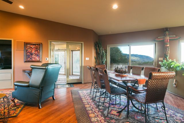 51 Rock Ridge Drive NE, Albuquerque, NM 87122