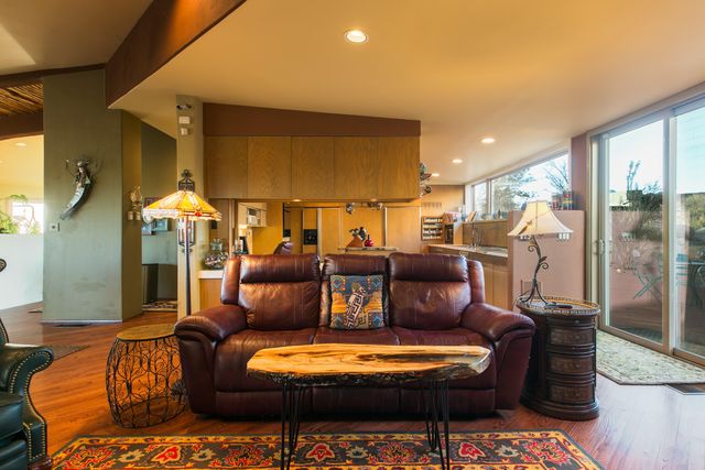 51 Rock Ridge Drive NE, Albuquerque, NM 87122