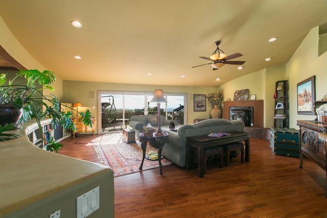 51 Rock Ridge Drive NE, Albuquerque, NM 87122