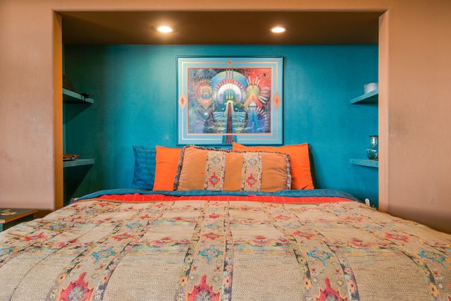 51 Rock Ridge Drive NE, Albuquerque, NM 87122