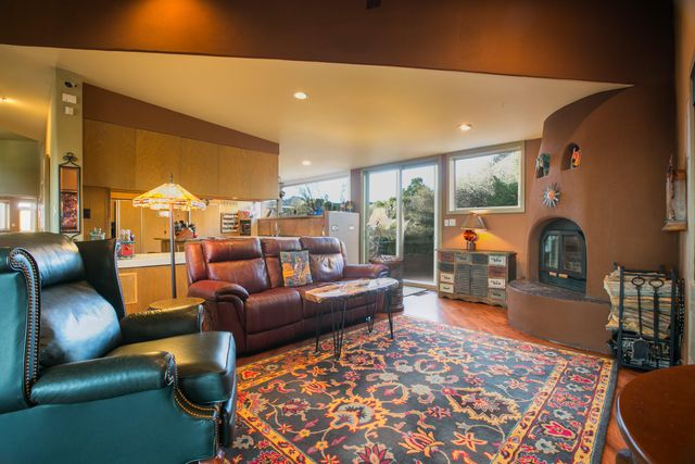 51 Rock Ridge Drive NE, Albuquerque, NM 87122