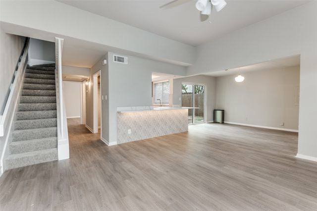 2636 Nina Circle, Grand Prairie, TX 75052