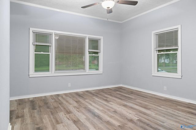 206 Memorial Drive NW, Decatur, AL 35601