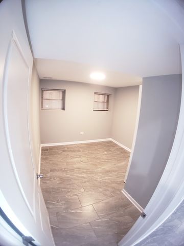 5134 W Henderson Street G, Chicago, IL 60641