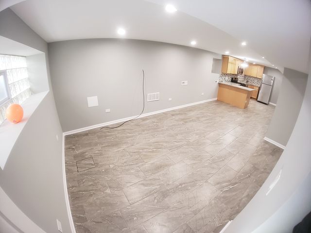 5134 W Henderson Street G, Chicago, IL 60641