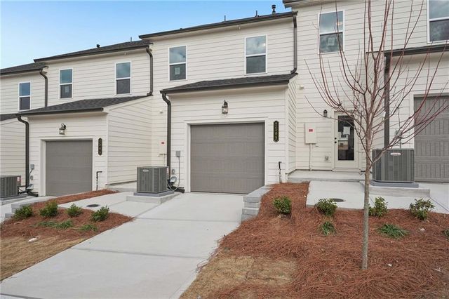 1577 Driggs NW Drive, Atlanta, GA 30318