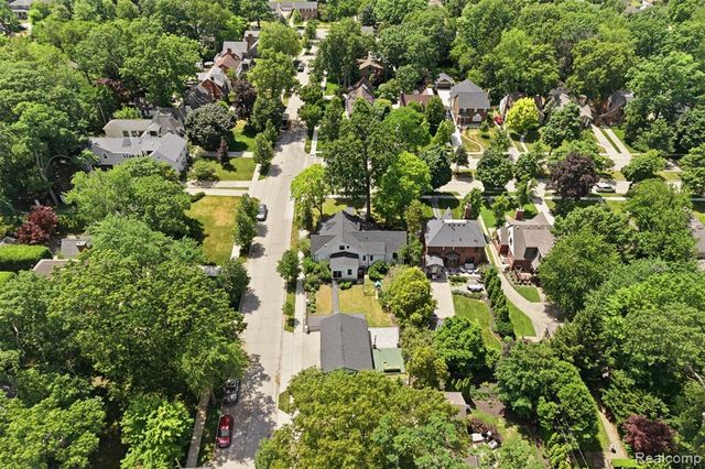 93 Oakdale Boulevard, Pleasant Ridge, MI 48069