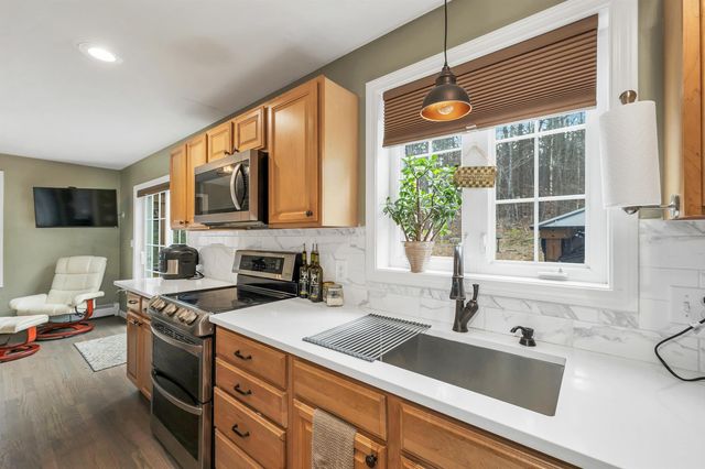 31 Canterbury Crossing, Northfield, NH 03276