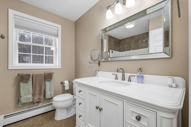 31 Canterbury Crossing, Northfield, NH 03276