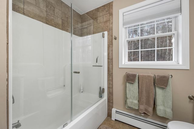 31 Canterbury Crossing, Northfield, NH 03276