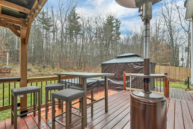 31 Canterbury Crossing, Northfield, NH 03276