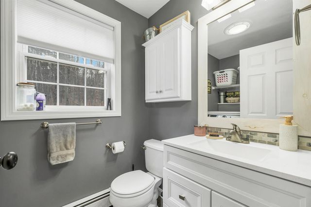 31 Canterbury Crossing, Northfield, NH 03276